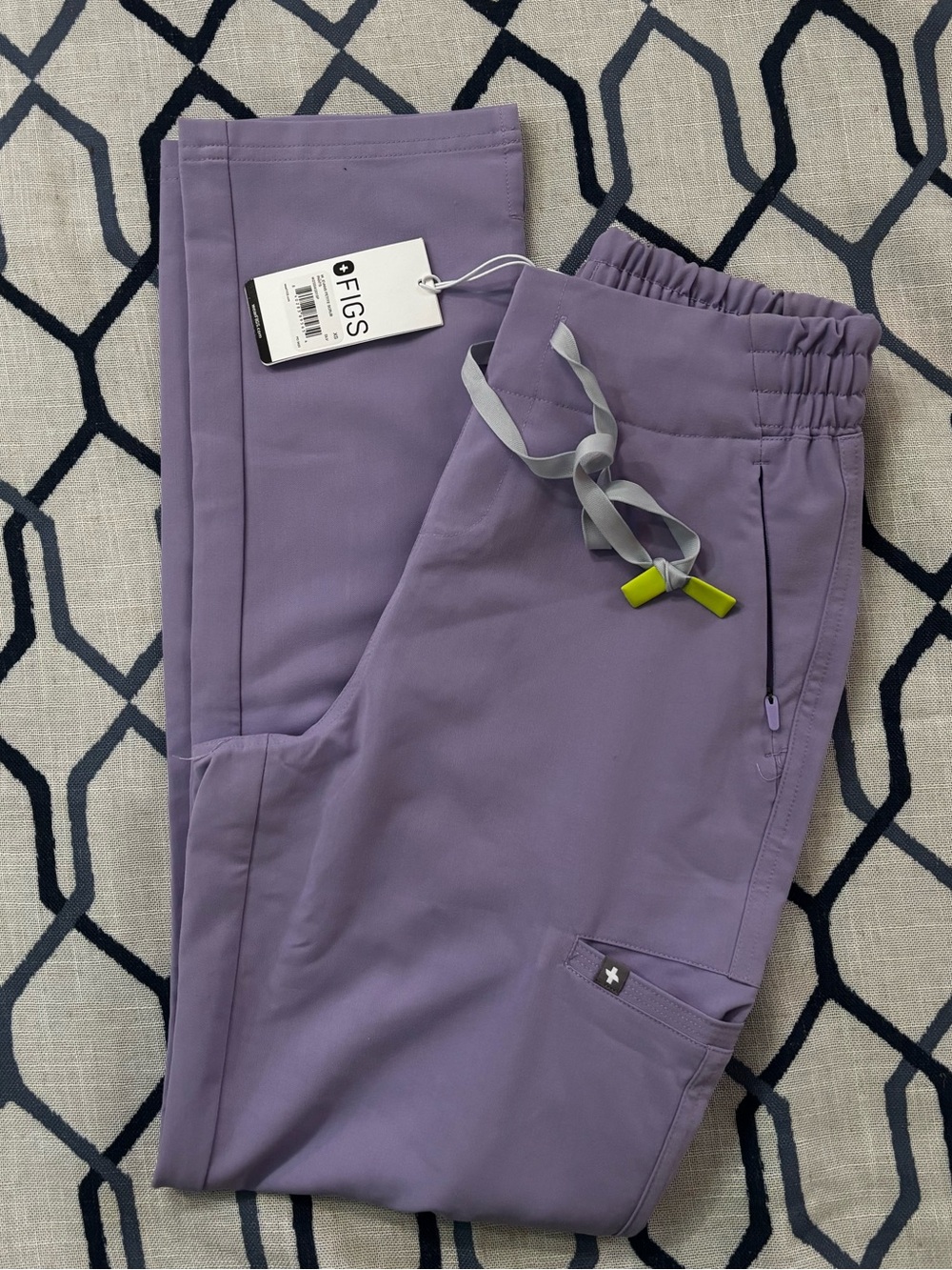 Figs Lavender Dew  Evans Skinny scrub pant NWT size XS